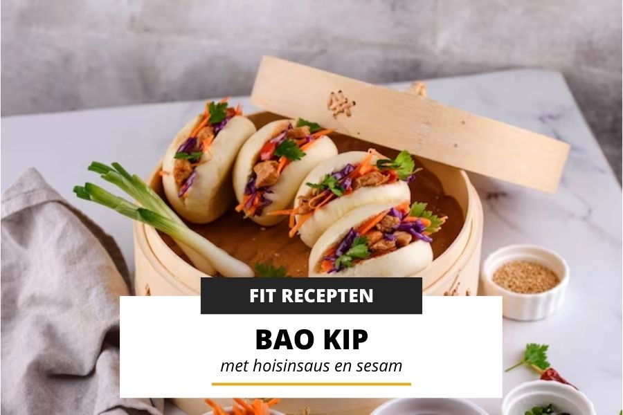Bao kip met hoisinsaus en sesam