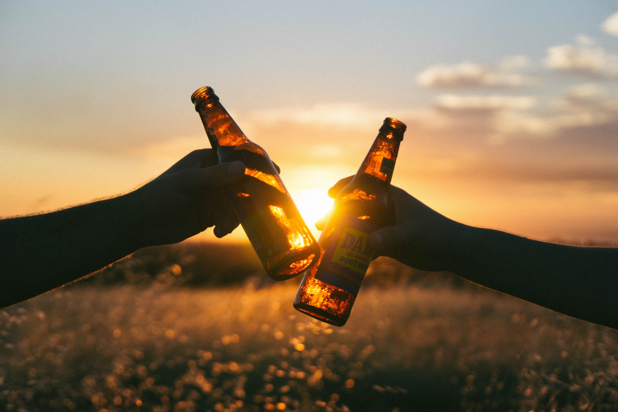 Minder alcohol drinken: 12 praktische tips